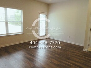 2889 Bayrose Cir in East Point, GA - Building Photo - Building Photo