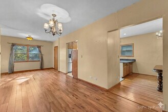 31 W Harrison Rd in Lombard, IL - Building Photo - Building Photo