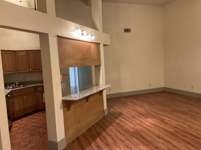 706 Garrison Ave, Unit Hooks Properties in Fort Smith, AR - Building Photo - Building Photo
