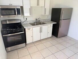 3620 NW 19th St in Miami, FL - Building Photo