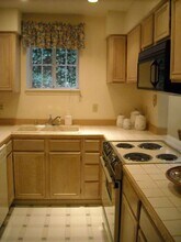 2740 118th Ave SE in Bellevue, WA - Building Photo - Building Photo