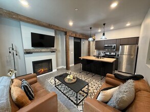 305 N Alaska St in Butte, MT - Building Photo - Building Photo