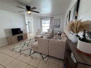 15219 Westminister Ave in Clearwater, FL - Building Photo - Building Photo