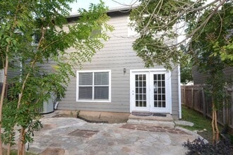 10316 Garbacz Dr in Austin, TX - Building Photo - Building Photo
