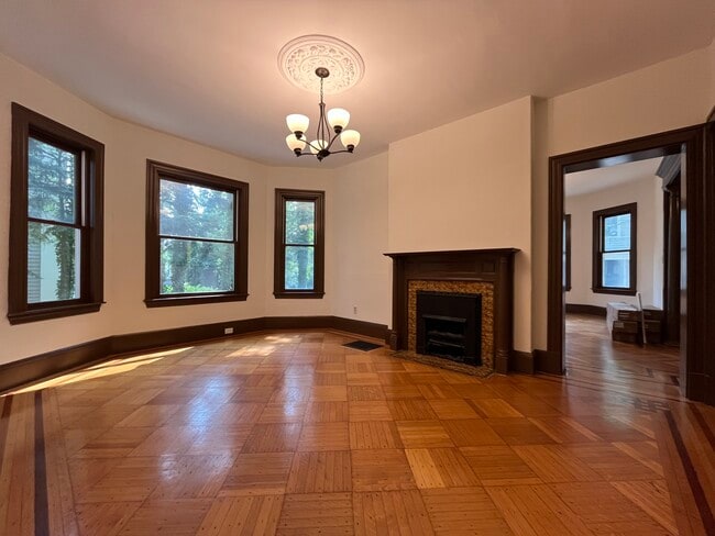 88 Putnam Ave, Unit 1