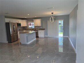 3000 8th St W in Lehigh Acres, FL - Building Photo - Building Photo