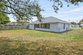 10348 Belltower St in Spring Hill, FL - Building Photo - Building Photo