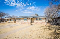 3604 31st St in Lubbock, TX - Foto de edificio - Building Photo