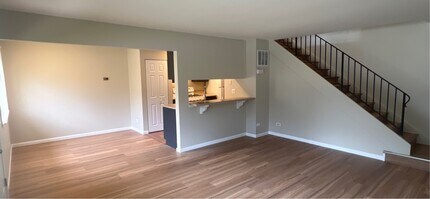 2502 Berkshire Ct in Waukegan, IL - Building Photo - Building Photo