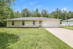 1451 Pine Haskell Dr in Benton, AR - Building Photo