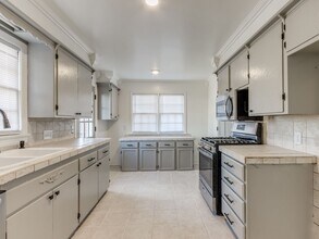 9417 Mahler Pl in The Village, OK - Building Photo - Building Photo