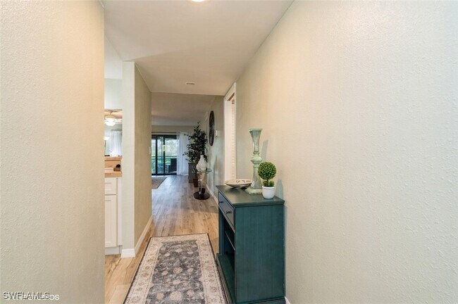 16740 Partridge Place Rd in Ft. Myers, FL - Building Photo - Building Photo