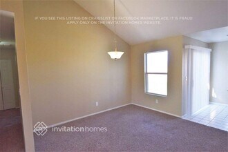 7400 Nye Dr in Highland, CA - Foto de edificio - Building Photo