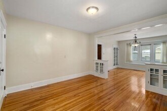 278 Greenwood St in Worcester, MA - Building Photo - Building Photo