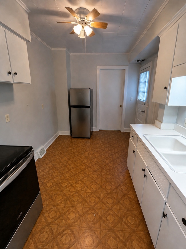 33 Central Ave in Ravena, NY - Building Photo - Building Photo