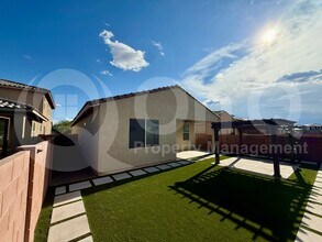 11227 S Weismann Dr in Vail, AZ - Building Photo - Building Photo