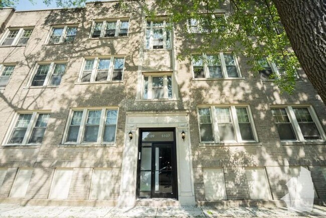 property at 5103 N Winchester Ave