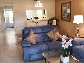 6503 Stone River Rd, Unit 109 in Bradenton, FL - Building Photo - Building Photo