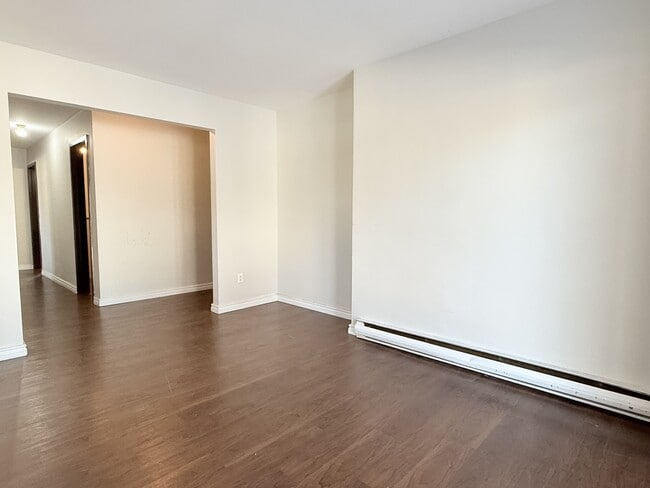 575 Assumption St in Windsor, ON - Foto de edificio - Building Photo