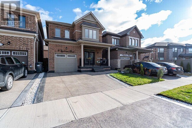 11 Cyclone Trail in Brampton, ON - Building Photo - Building Photo