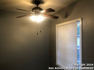 215 Edna in San Antonio, TX - Building Photo - Building Photo