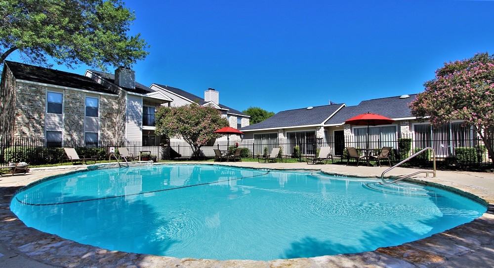 Summerset in Round Rock, TX - Building Photo