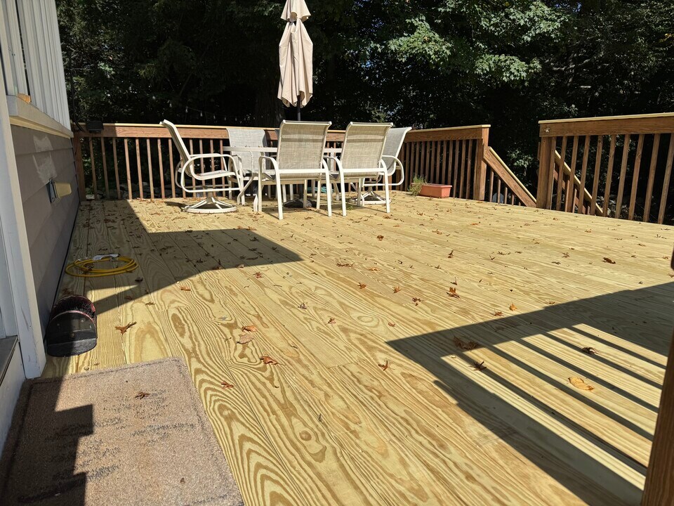839 Grassy Hill Rd in Orange, CT - Building Photo