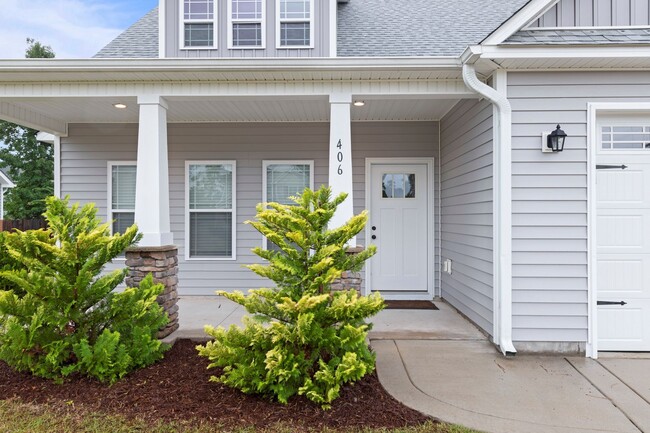 406 Gavin's Run in Sneads Ferry, NC - Building Photo - Building Photo