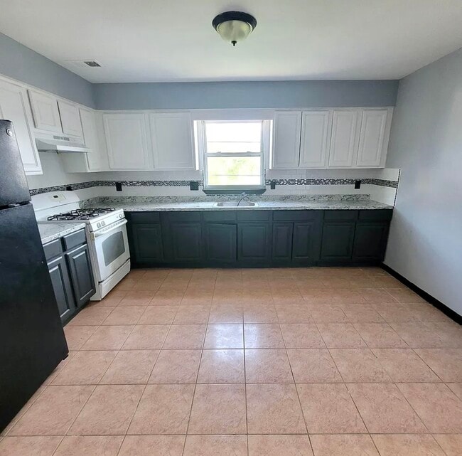 153 S 7th St, Unit 2