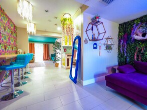 3664 Gull Rd in Palm Beach Gardens, FL - Foto de edificio - Building Photo