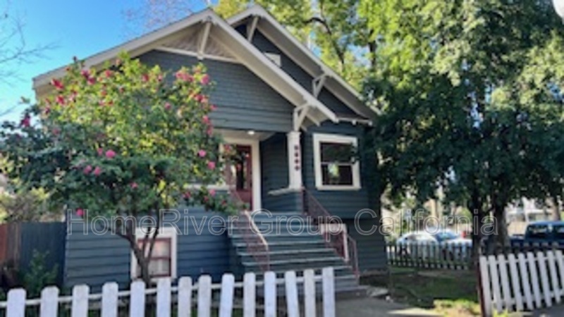 2800 F St in Sacramento, CA - Building Photo