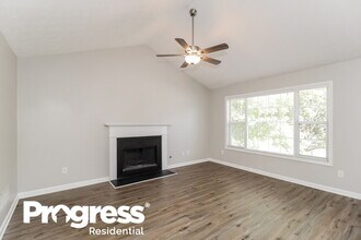 4927 Lighthouse Pointe in Acworth, GA - Foto de edificio - Building Photo