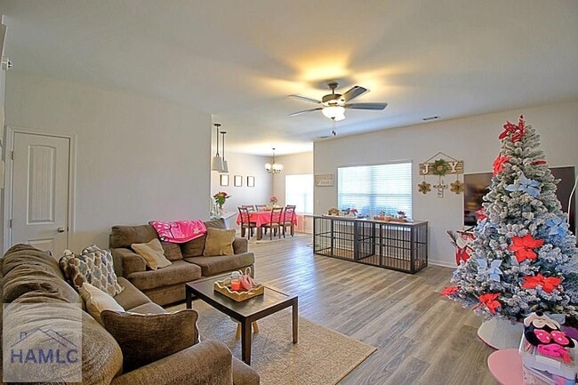 1104 Marne Blvd in Hinesville, GA - Building Photo - Building Photo