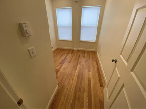 380 Harvard St in Cambridge, MA - Building Photo - Building Photo
