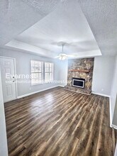 208 Centennial Dr in La Vergne, TN - Building Photo - Building Photo