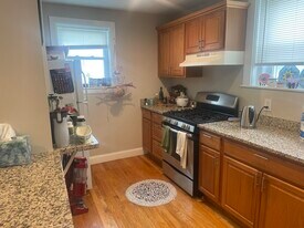 135 Massachusetts Ave in Arlington, MA - Building Photo