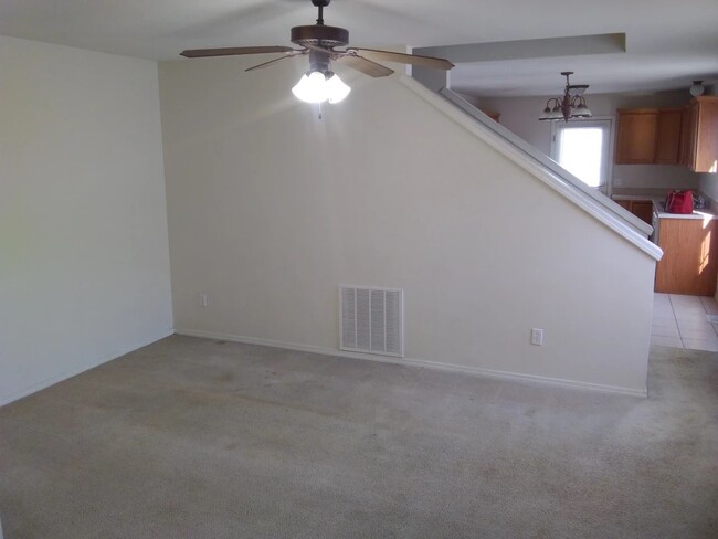 1355 E Norton Rd in Springfield, MO - Building Photo - Building Photo
