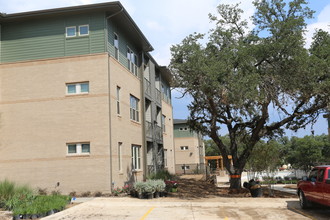 Emerald Village in San Antonio, TX - Building Photo - Building Photo