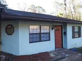 1000 N Duval St in Tallahassee, FL - Building Photo