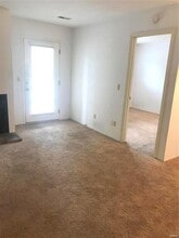 69 Peachtree Ln in Fairview Heights, IL - Building Photo - Building Photo