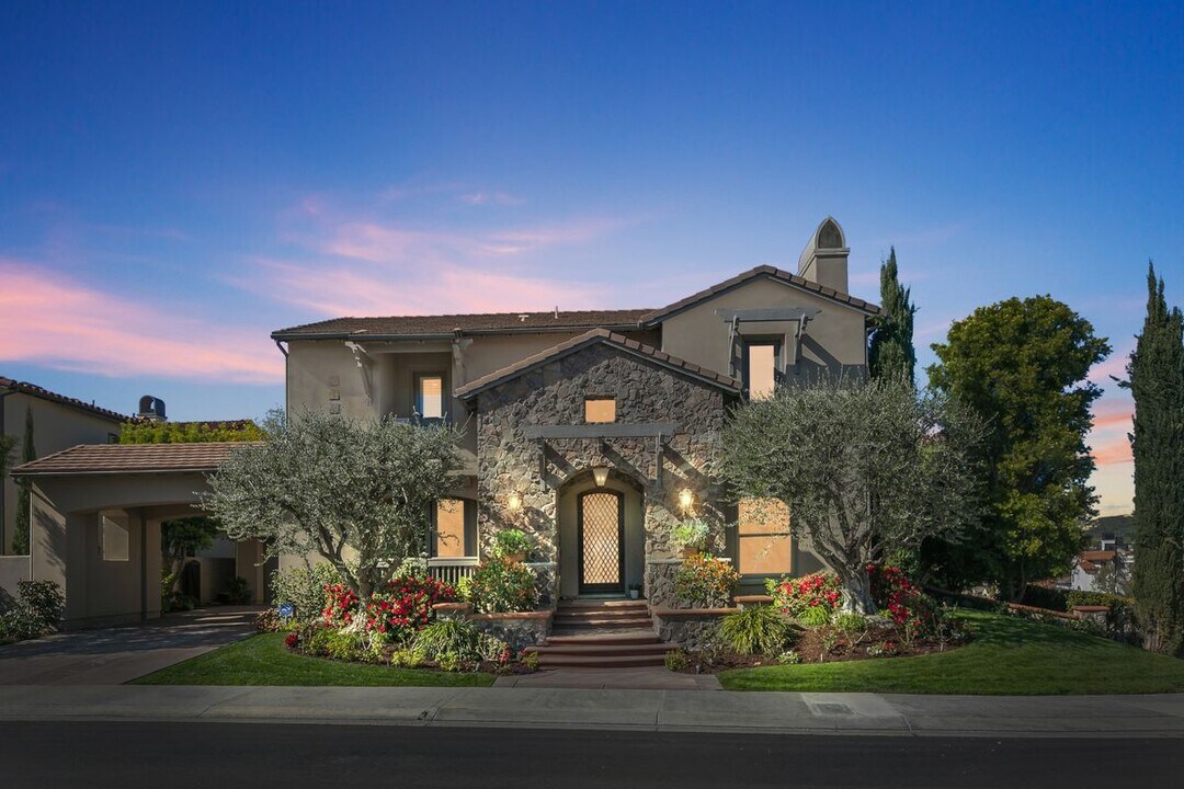 1 Running Brook Dr in Coto De Caza, CA - Building Photo