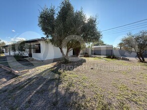 1717 N Highland Ave in Tucson, AZ - Building Photo - Building Photo