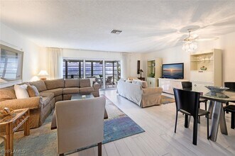 83 Glades Blvd in Naples, FL - Building Photo - Building Photo