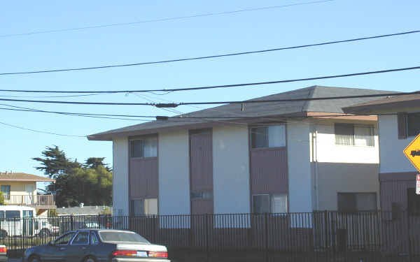 440 E Pleasant Valley Rd in Oxnard, CA - Building Photo - Building Photo