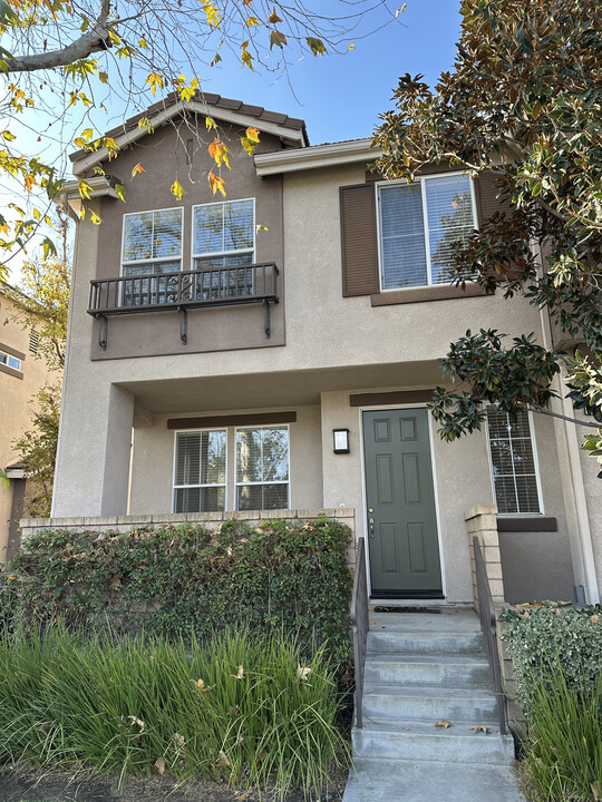 752 Allston Way, Unit 9 in Brea, CA - Building Photo