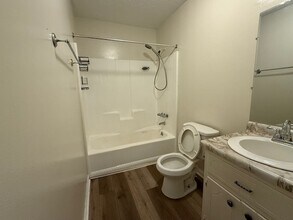 205-207 Rustwood Dr in Athens, GA - Building Photo - Building Photo