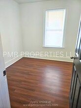 2439 Larimore Ave in Omaha, NE - Building Photo - Building Photo