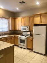 73765 Shadow Mountain Dr, Unit 1 in Palm Desert, CA - Building Photo - Building Photo