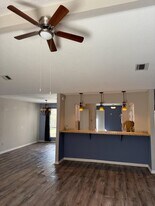 16723 Castle Fraser Dr in Houston, TX - Building Photo