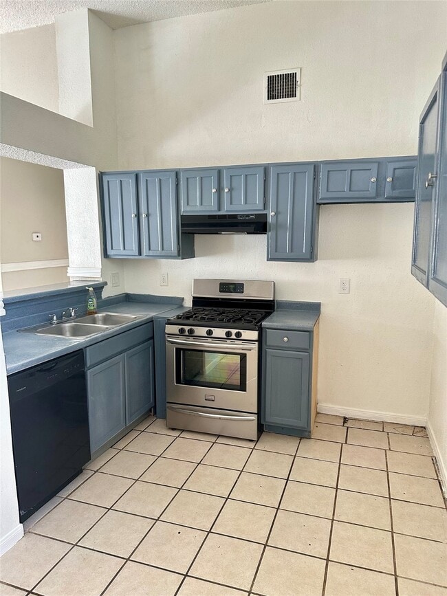 property at 11522 Springshire Dr